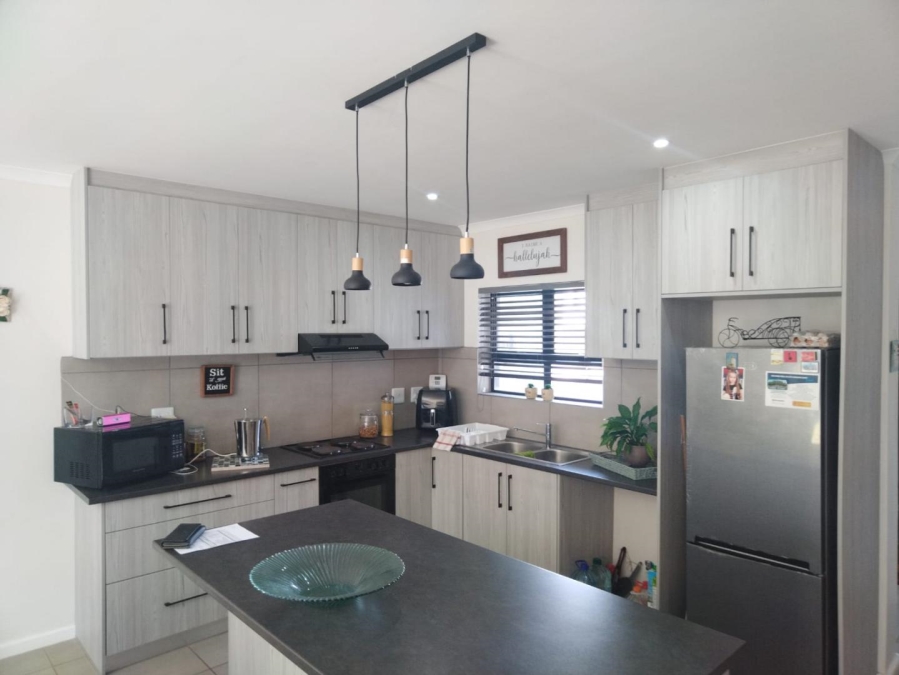 3 Bedroom Property for Sale in Vredenburg Western Cape